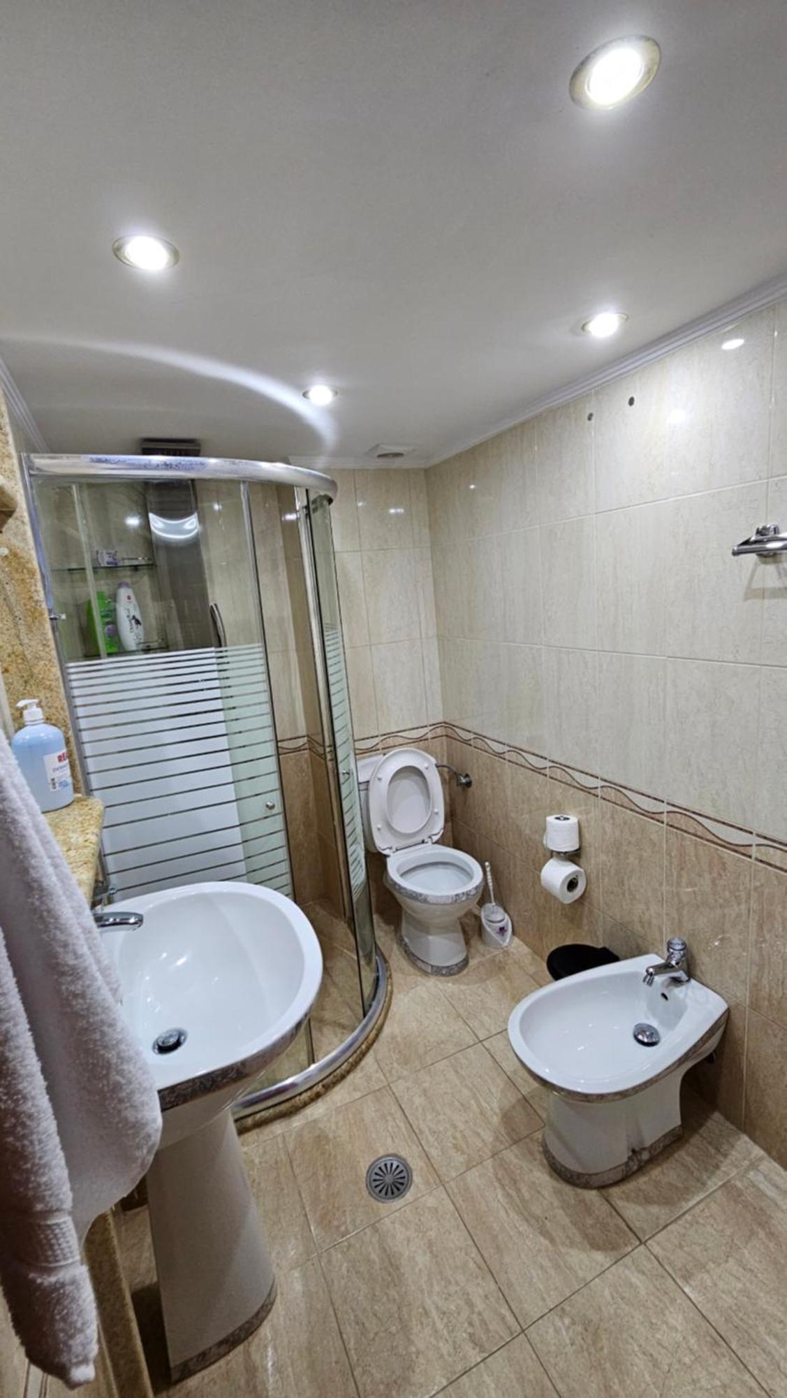 Ferienwohnung Sea View Apartament. Luxury Area In Durres Beach. Exterior foto